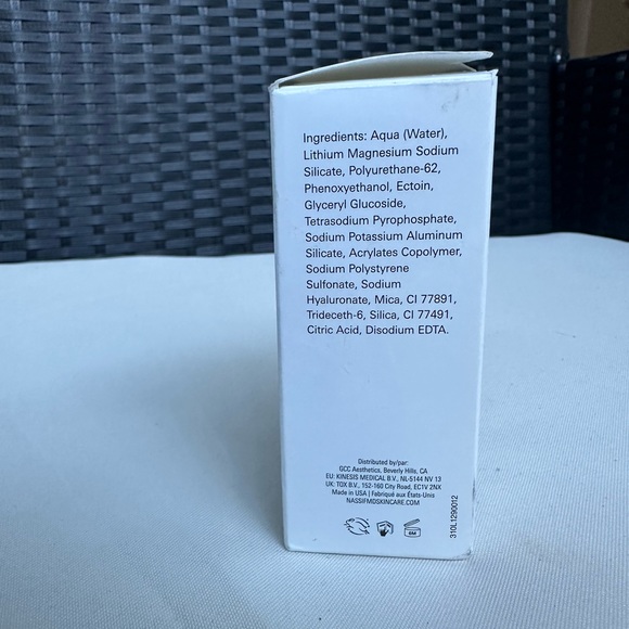 NASSIF MD Quickfix Wrinkle Reducing Serum, 5 Fl Oz - Picture 4 of 4